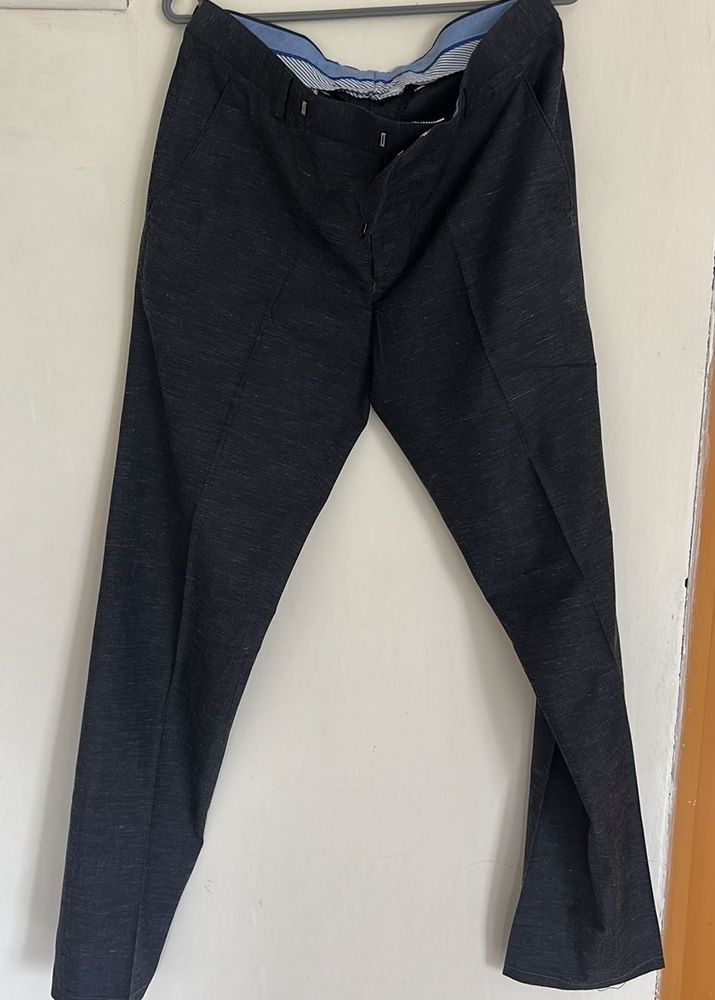 Zara Straight Fit Charcoal Grey Self Design Pants