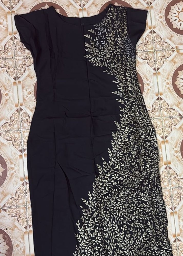 Elegant Black &amp; Gold Dress