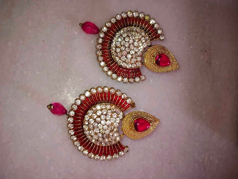Exquisite Kundan Studded Earrings