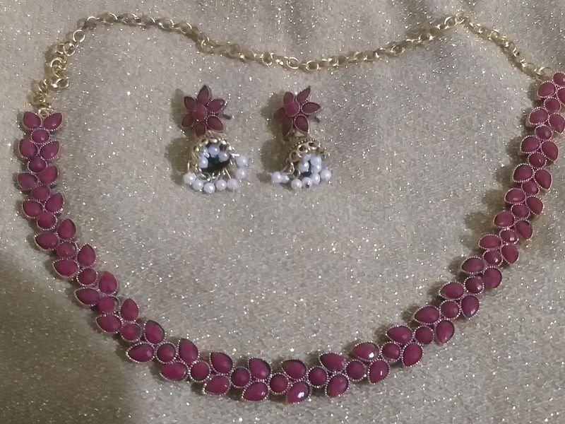 Marron Stone Necklace With Jhumka Earrings..