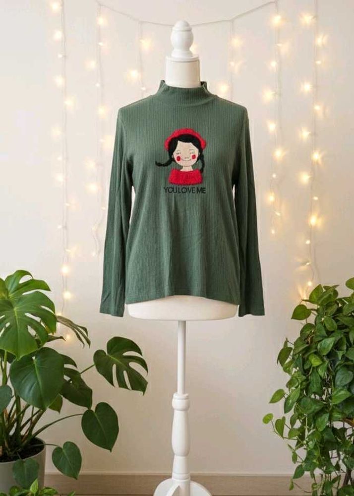 Cute Green Embroidered sweat shirt