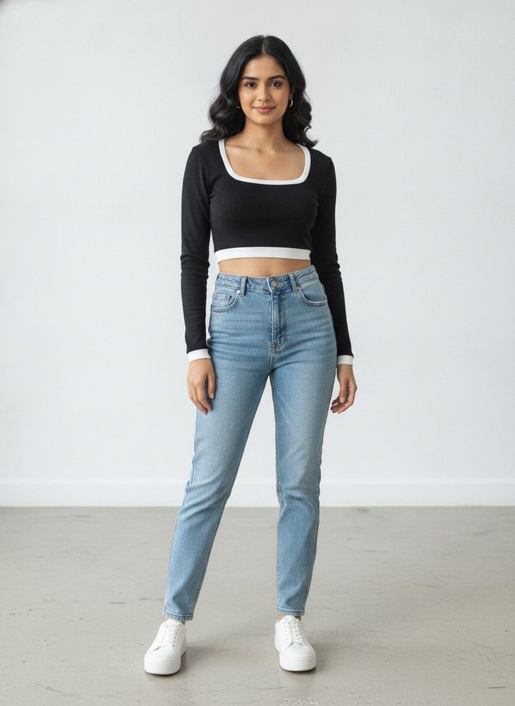 Black Cropped Long Sleeve Top