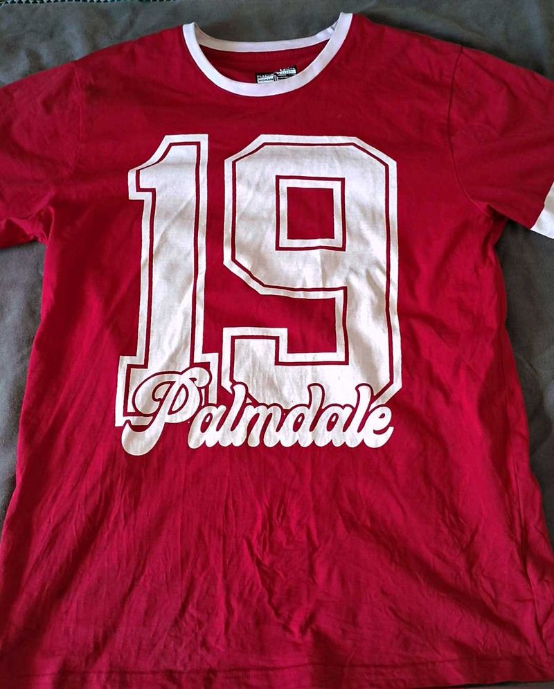 Red "19 Palmdale" Graphic T-Shirt