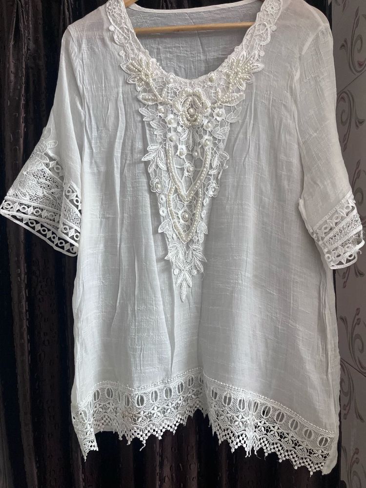 White Pearl Embellished Kurta