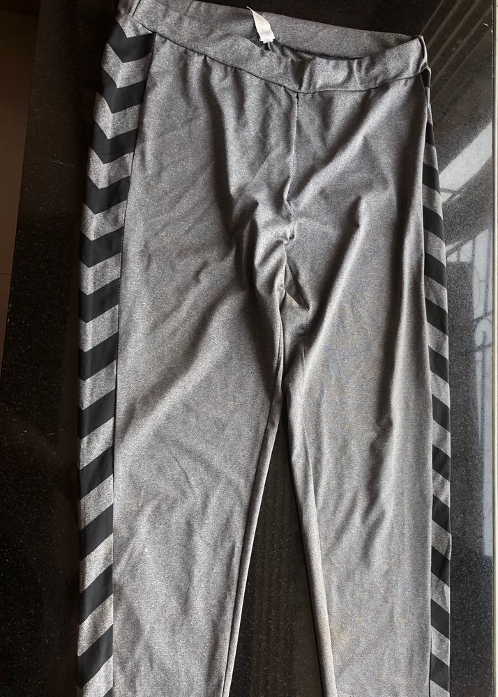 Jogger’s Nylon Tights.