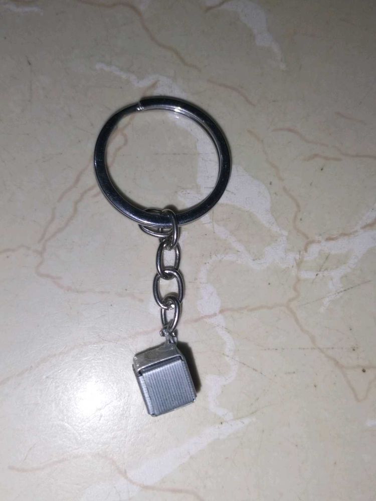 Stylish Cube Design Keychain