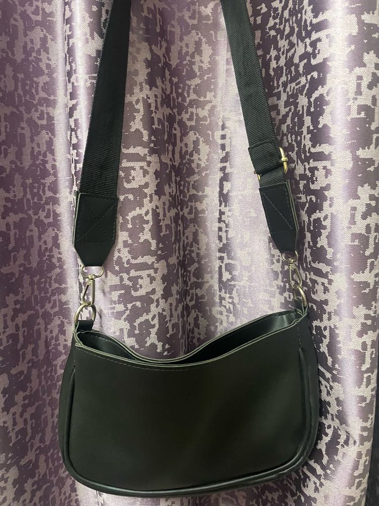 Chic Black Shoulder Bag