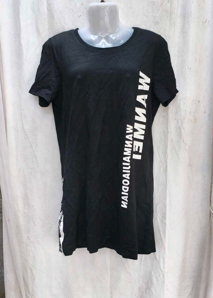 1068. Black Graphic Print T-Shirt