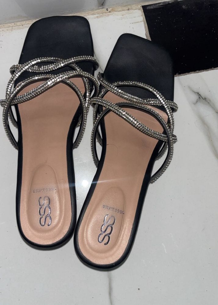 Sparkling Embellished Flat Sandals