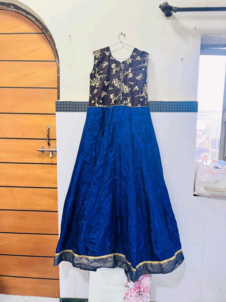 Elegant Blue Ethnic Gown
