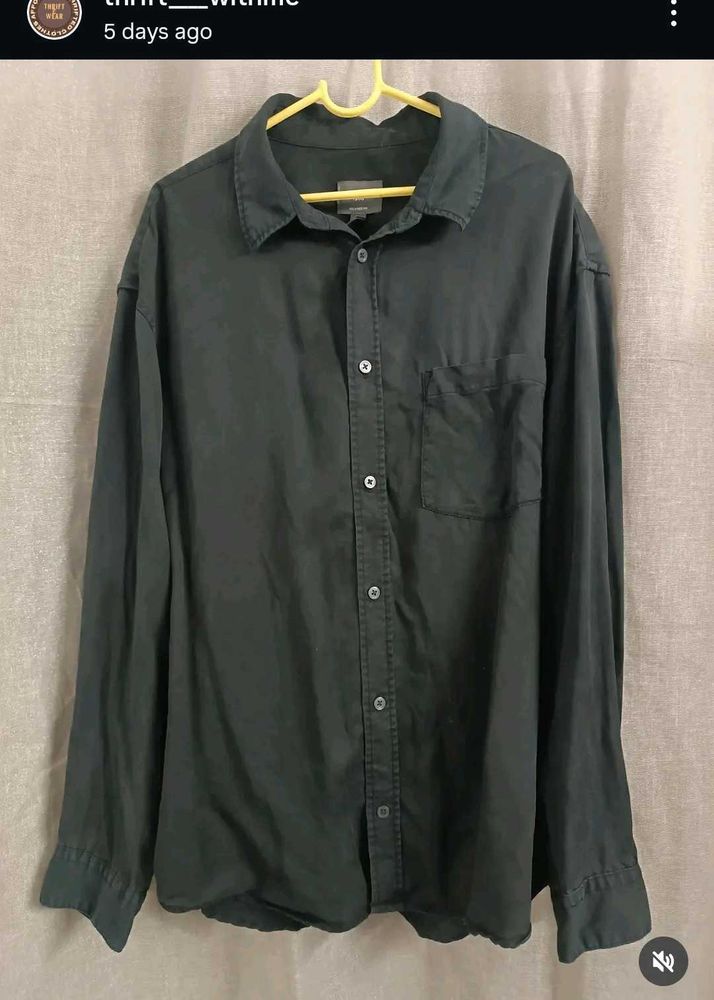 Classic charcoal black Men's Button-Up Shirt