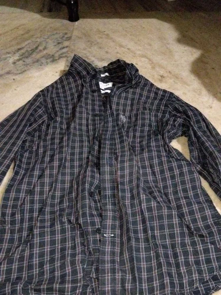Men's Plaid Button-Up Shirt