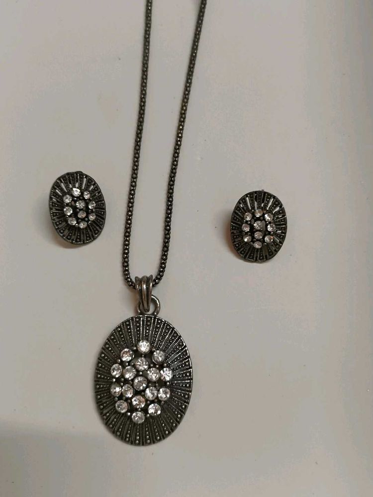 Vintage-Inspired Oxidized Silver &amp; Crystal Pendant