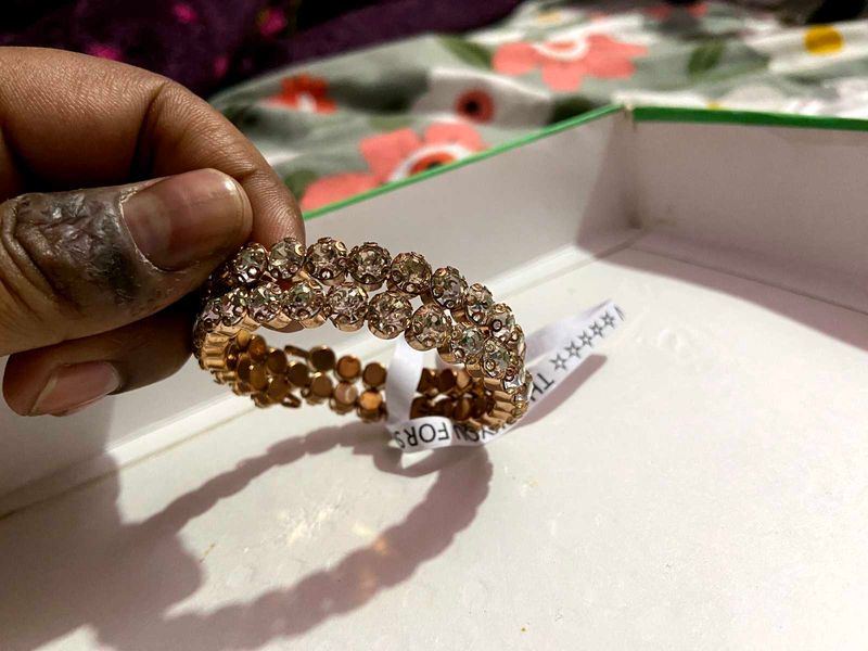 Sparkling Diamond Bangle Set