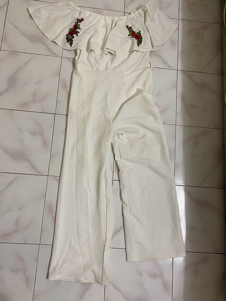 Chic White Off-the-Shoulder Jumpsuit