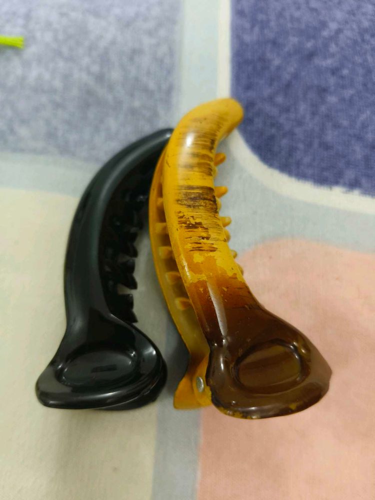 Pack Of 2 Banana Hair Cluthers
