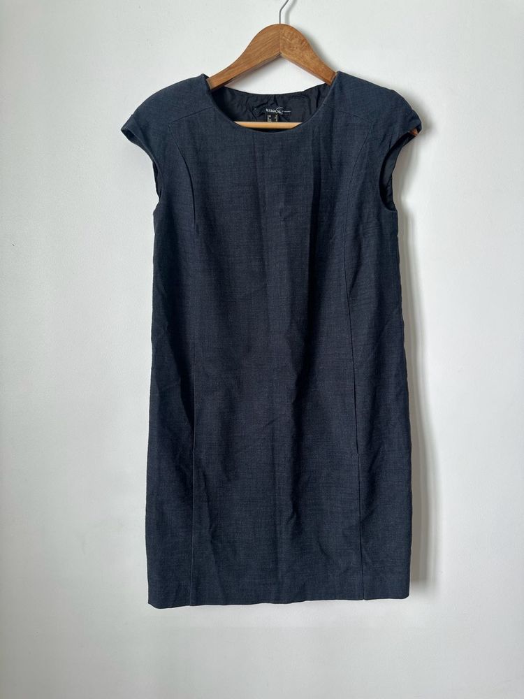 Classic Black Cap Sleeve Sheath Dress
