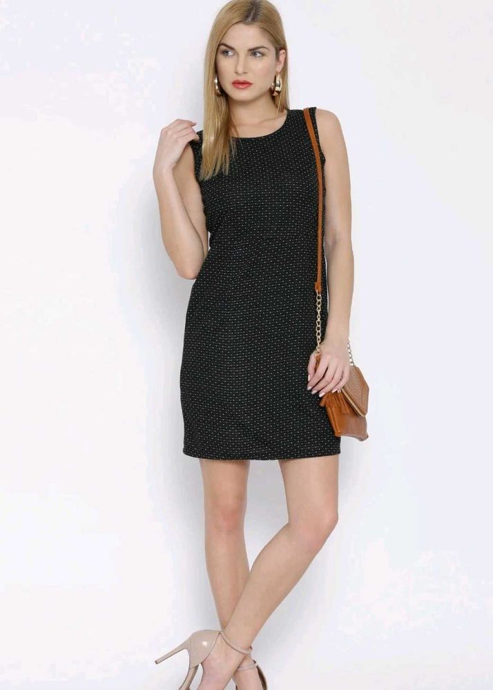 Chic Polka Dot Sheath Dress