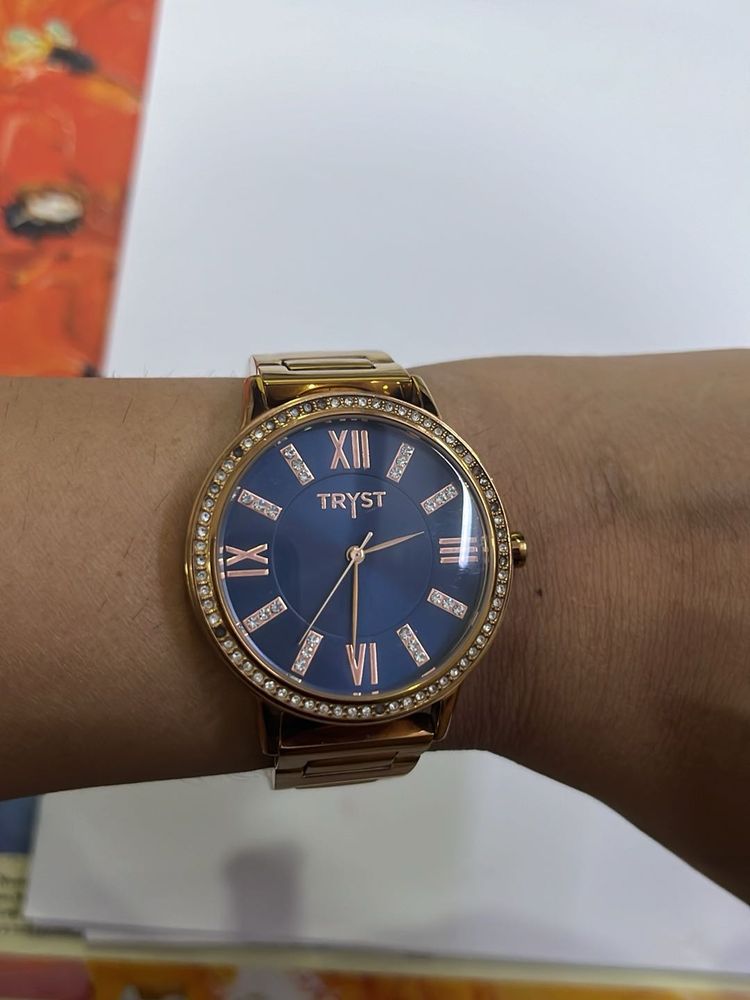 Tryst Women's Blue Dial Watch