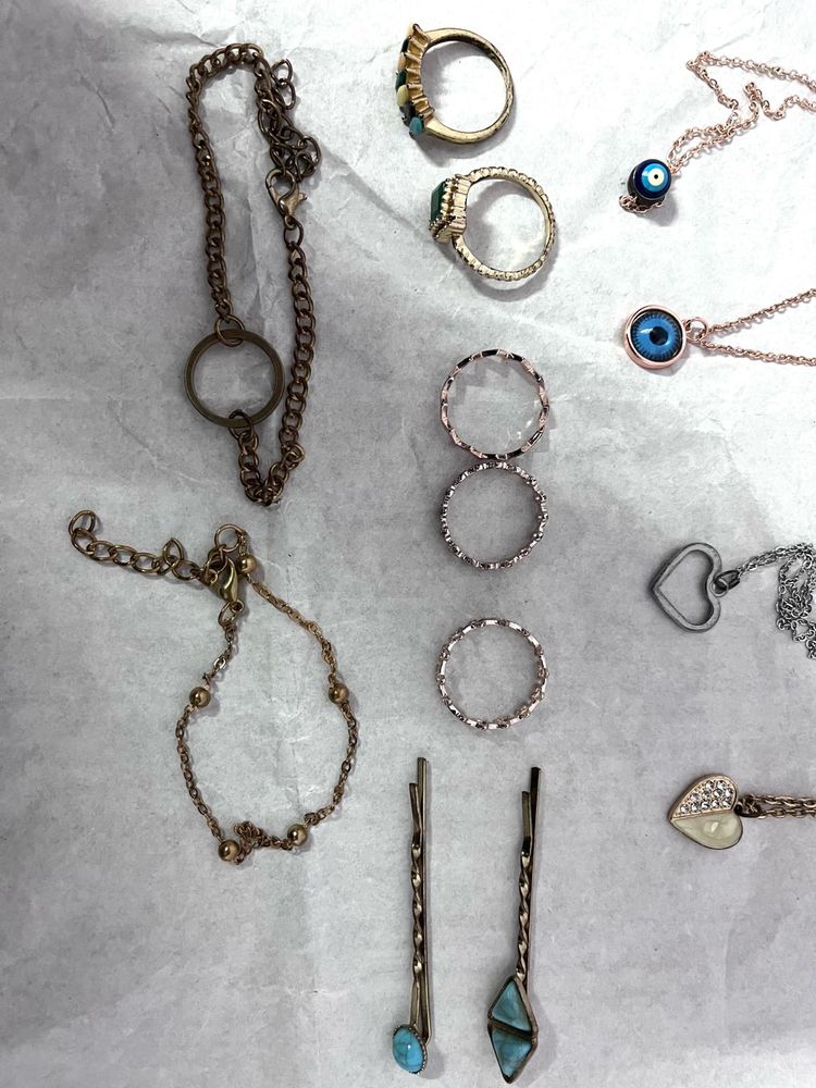 Assorted Women's Jewelry Bundle