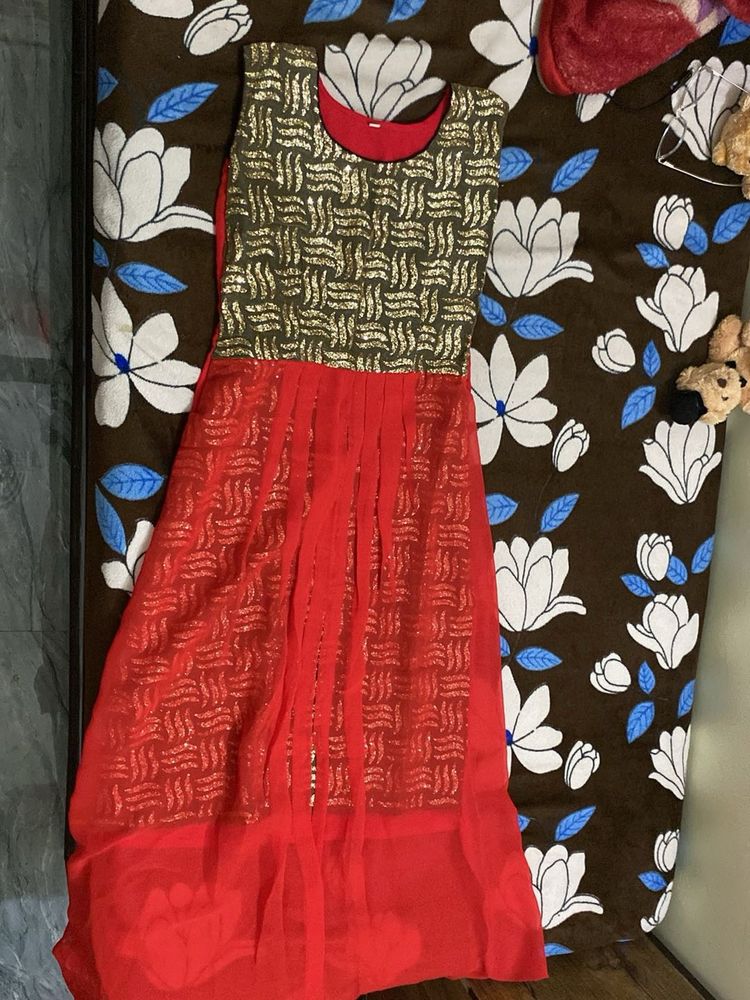 Elegant Red Kurta with Gold Embellishment