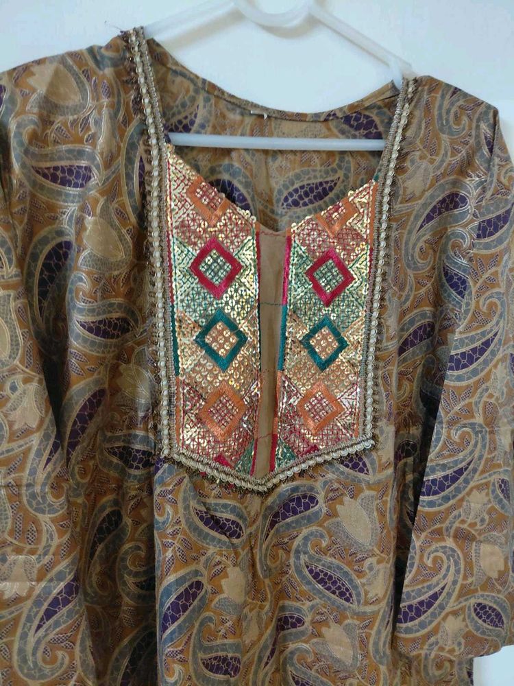 Embroidered Kurta
