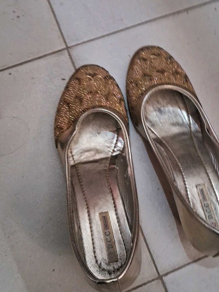 Elegant Embellished Ballerina Flats