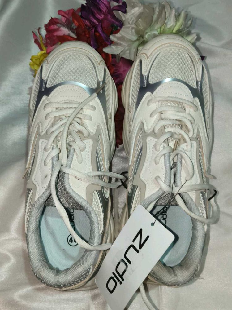 Zudio New with tag White Chunky Sneakers
