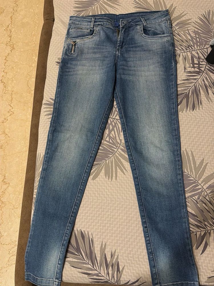 Stylish Blue Denim Jeans