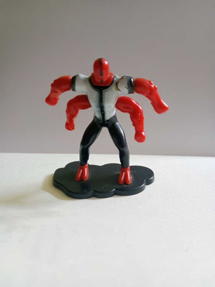Gems ball rare Ben 10 four arm toy figure