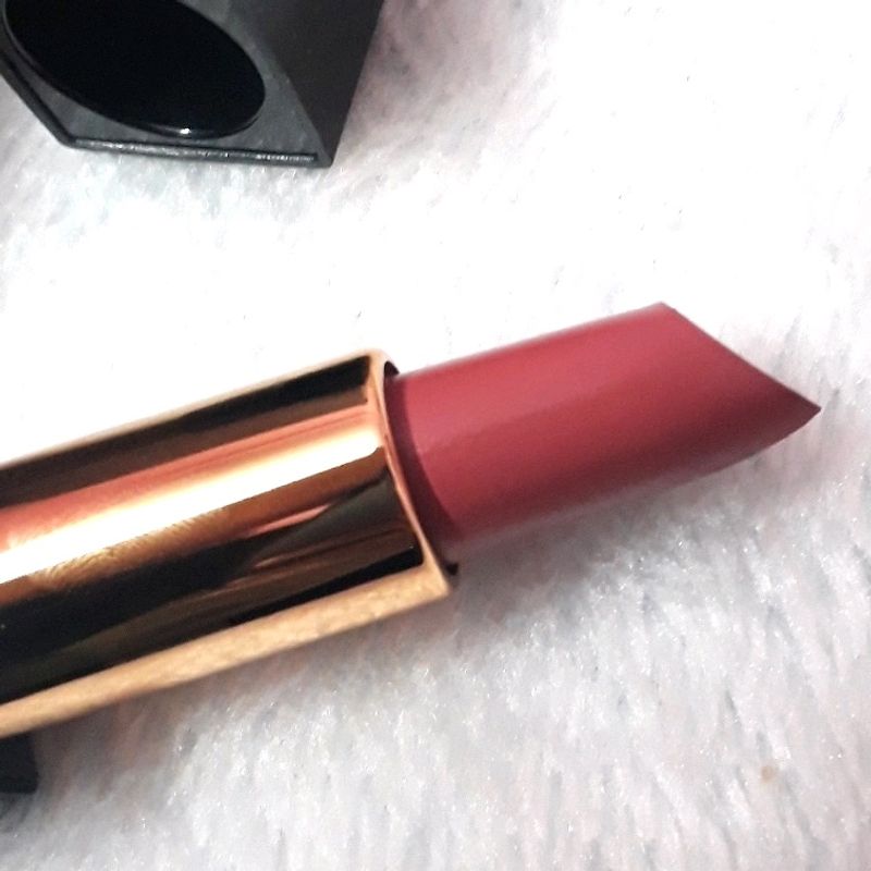 Myglamm Manish Malhotra Barely Nude Lipstick