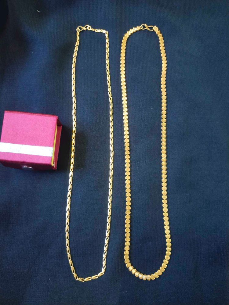 Elegant Gold Necklaces Set
