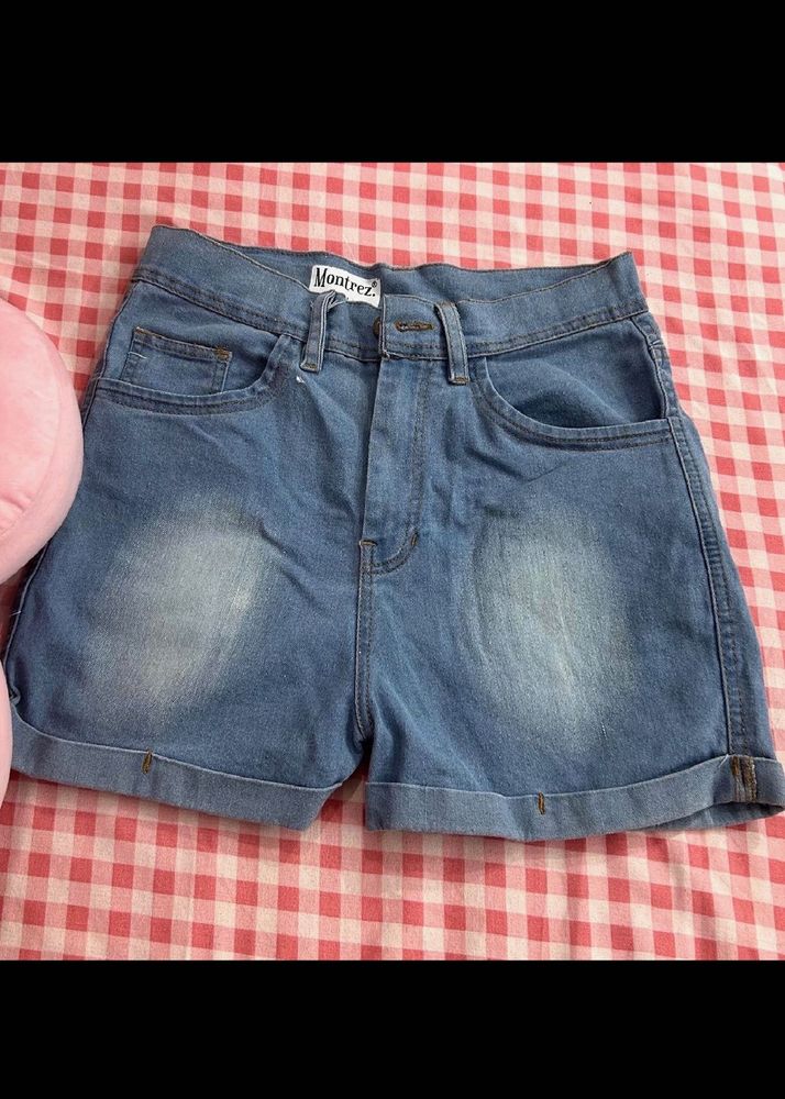 Montrez Shorts | Waist 28