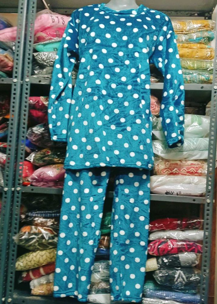 Woolen Night Suit