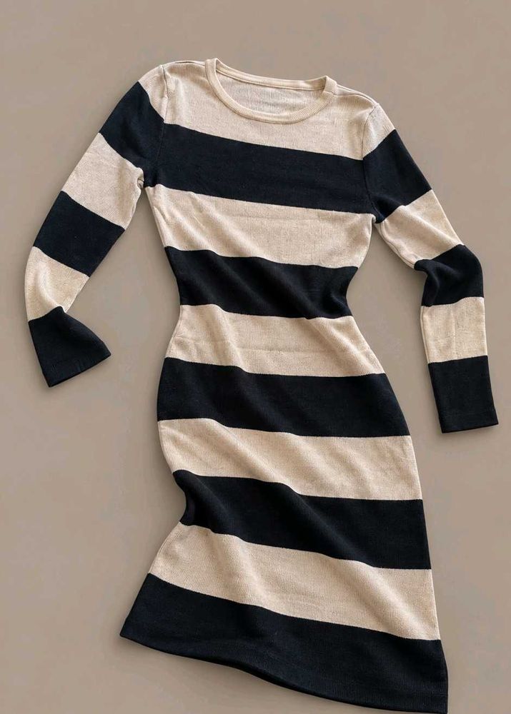 BLACK AND BEIGE STRIPED BODYCON MIDI DRESS