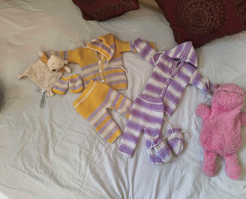 Combo Of Beautiful Cute Set With Teddy Hankey