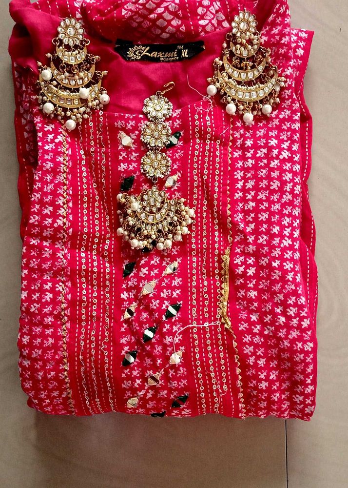 Beautiful Pink Kurta  with Jewelry