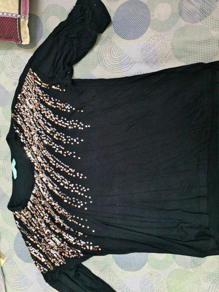 Black Embellished Party top in xl for women