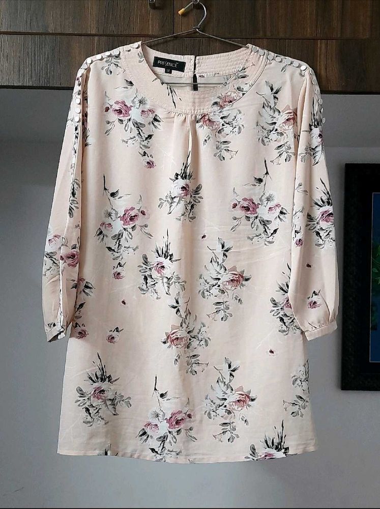 Elegant Floral Print Blouse
