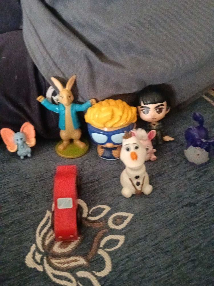 small branded toys combo set ( 9 toy
