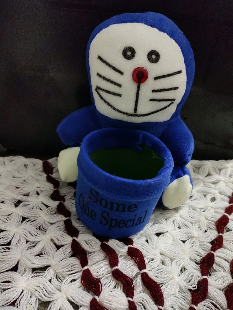SOFT TOYS PEN STAND