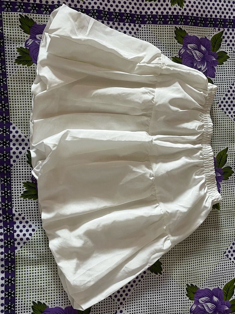 White ballon skirt