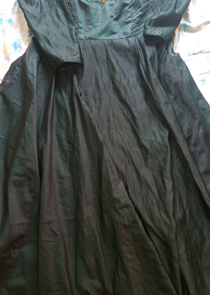 Gown