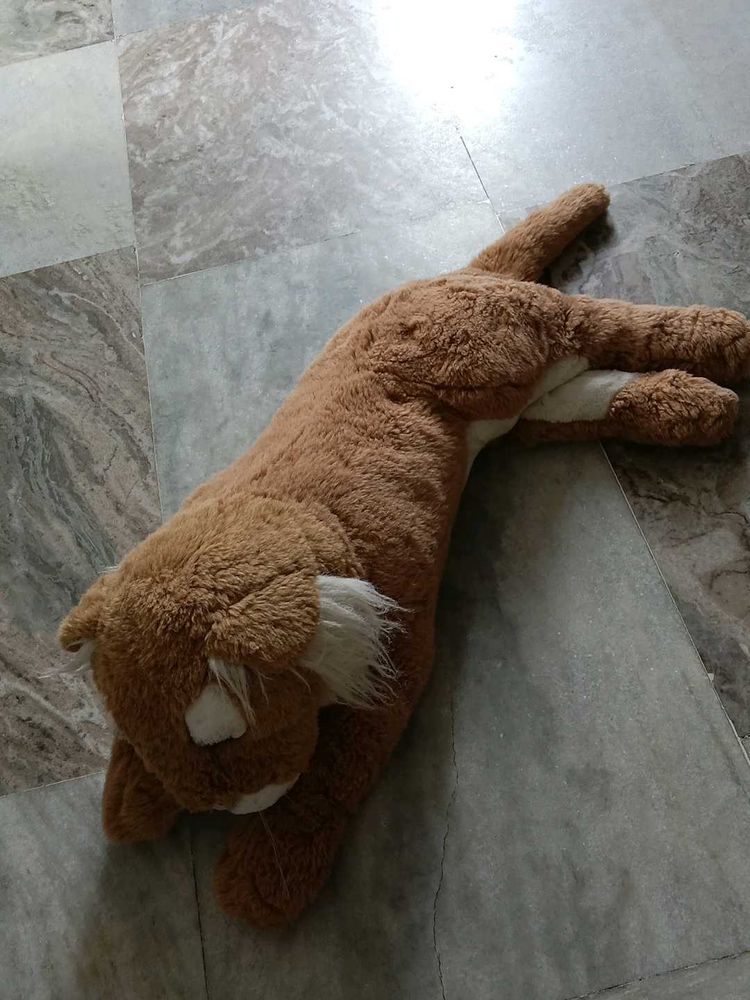 Plush Lion Toy