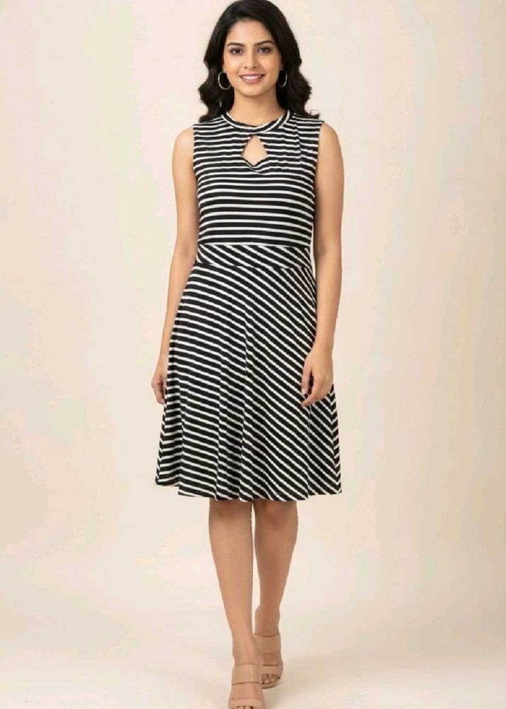 Striped Sleeveless Keyhole Neck Dress