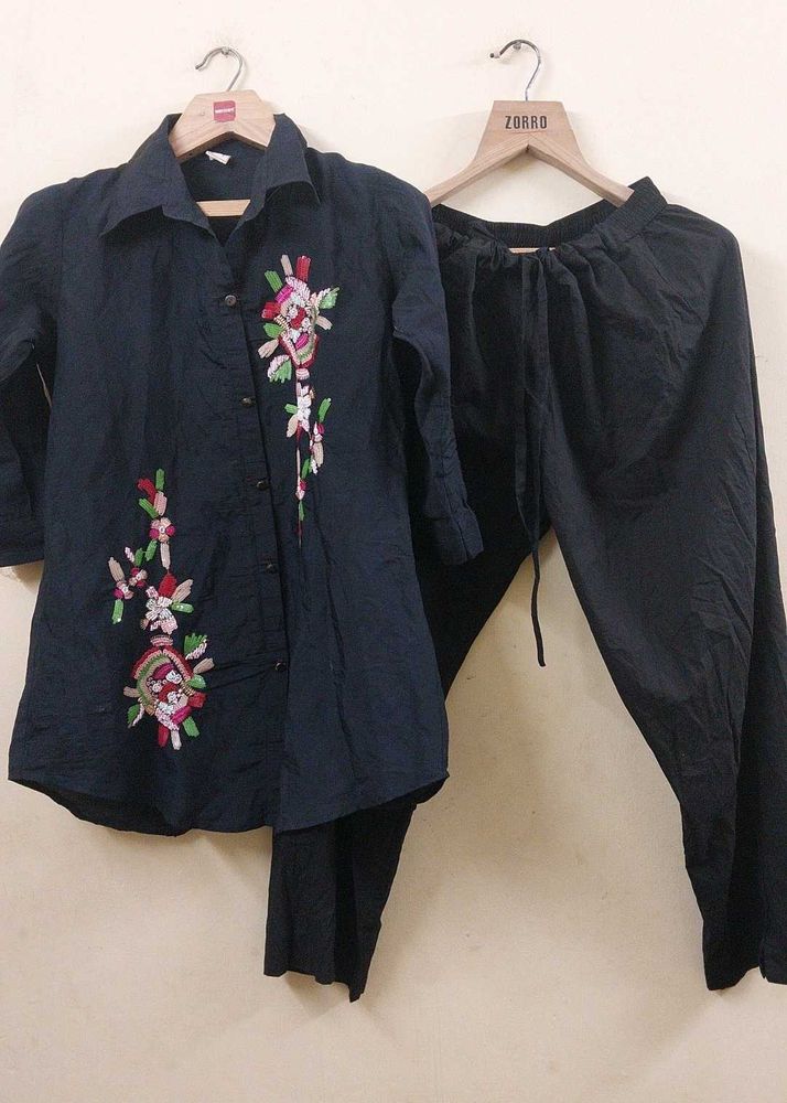beautiful work Black cordset