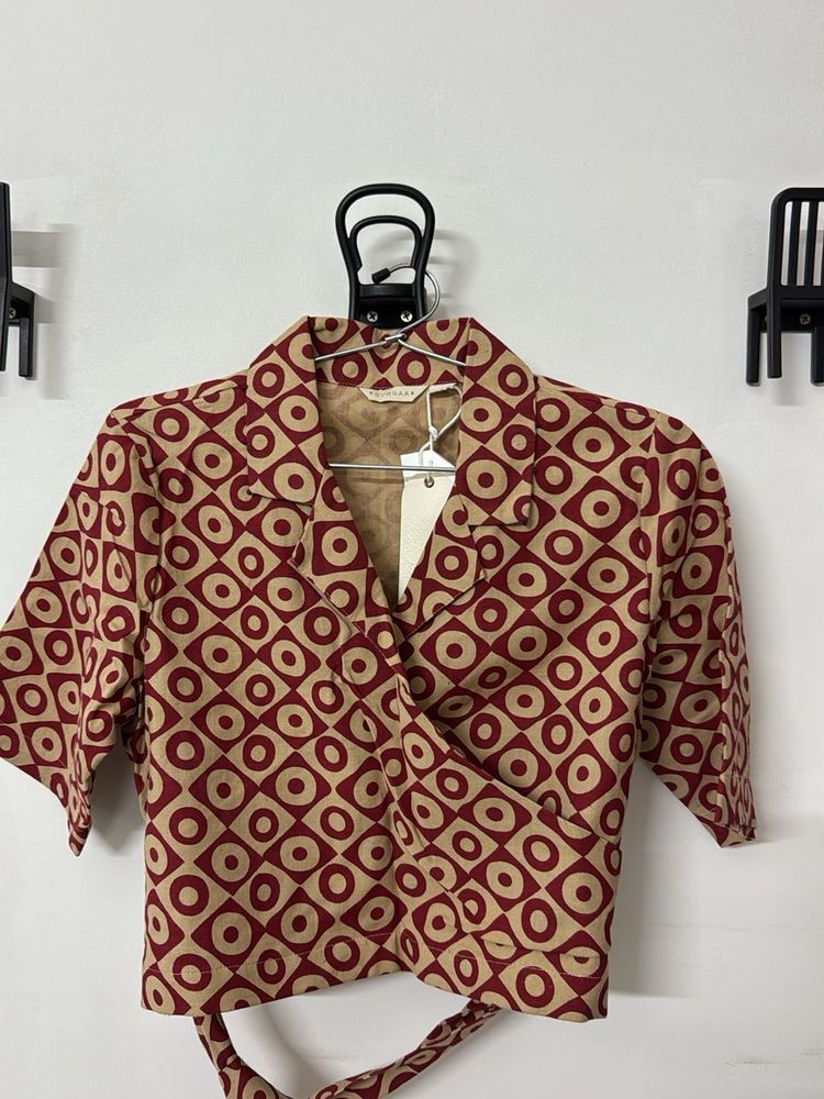 Collared Wrap Top