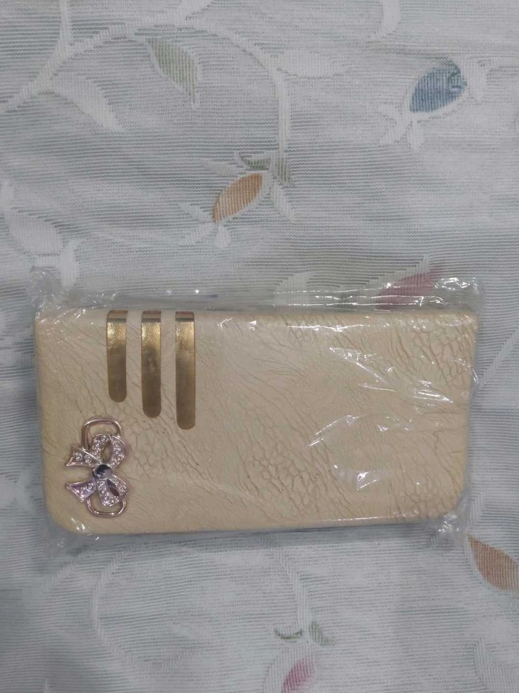 Elegant Clutch with Rhinestone Bow
