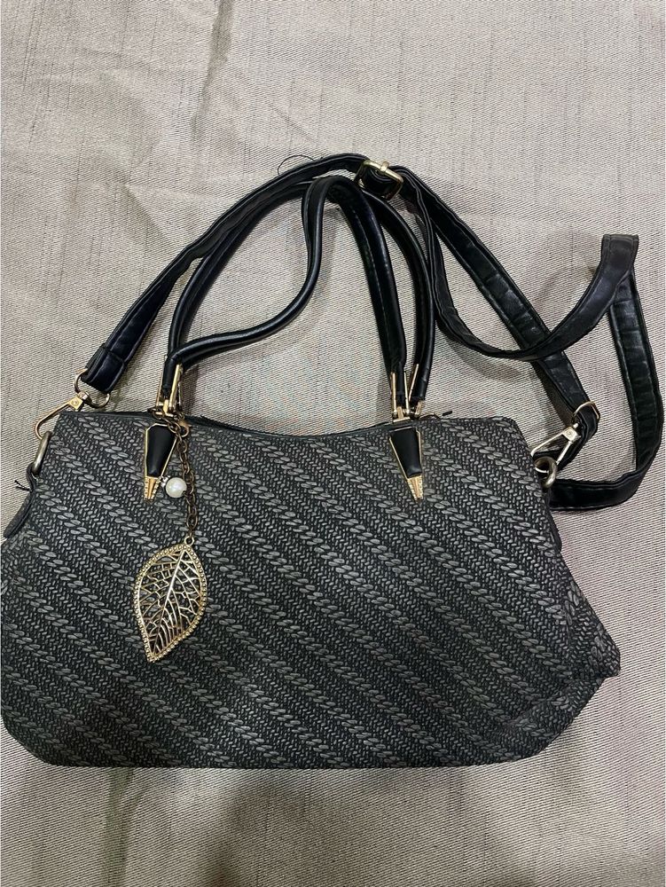 Stylish Textured Handbag with Leaf Charm