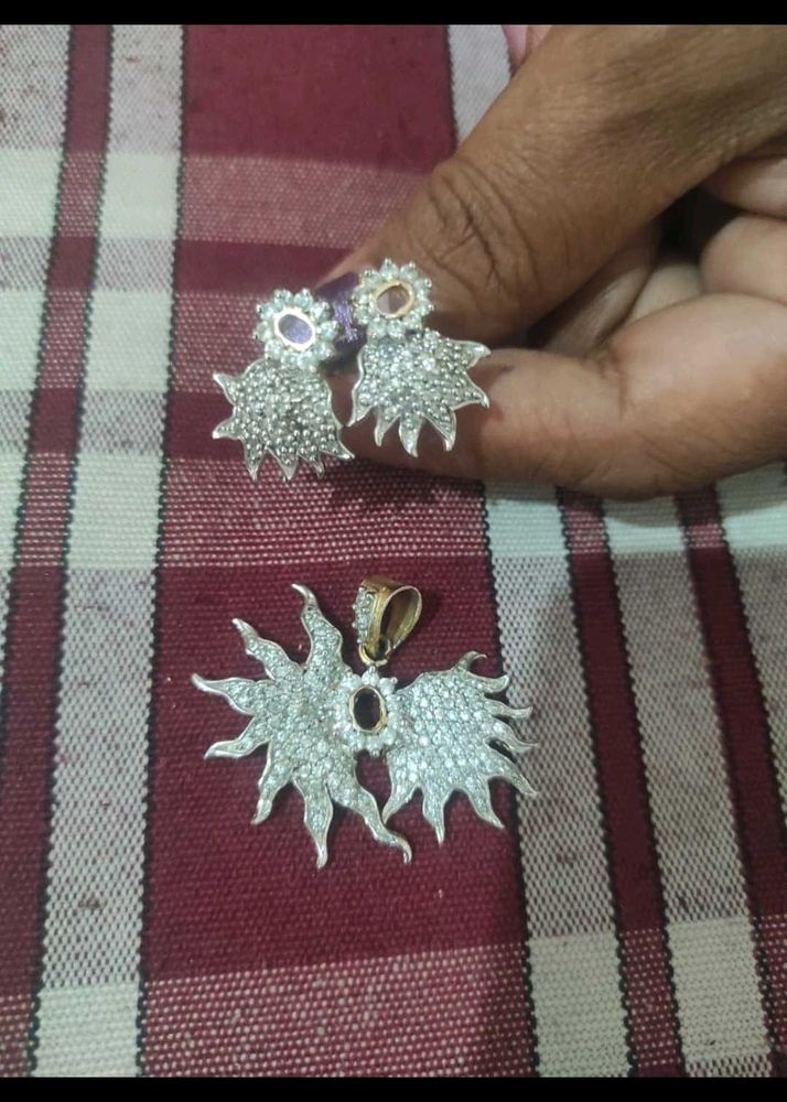 Sparkling Sunburst Jewelry Set